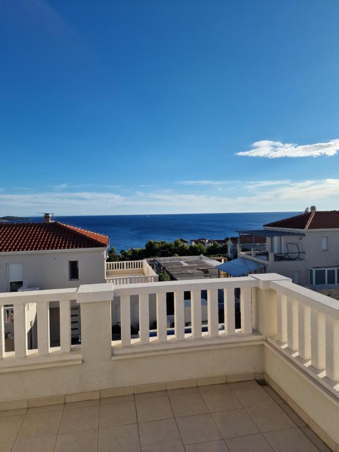 Maneni Villa โรกอซนิซา ภายนอก รูปภาพ